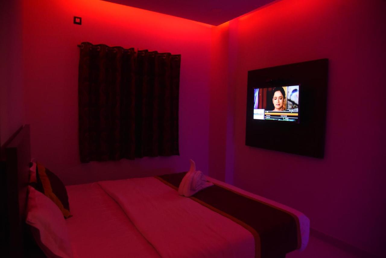 Hotel Grand Kubera Chikmagalūr Buitenkant foto